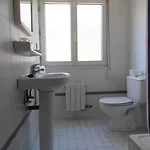 Guest house ** Ec