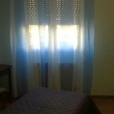 Casa de hóspedes ** Ec 3*