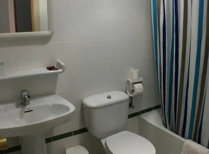 ** Ec 게스트하우스 레온