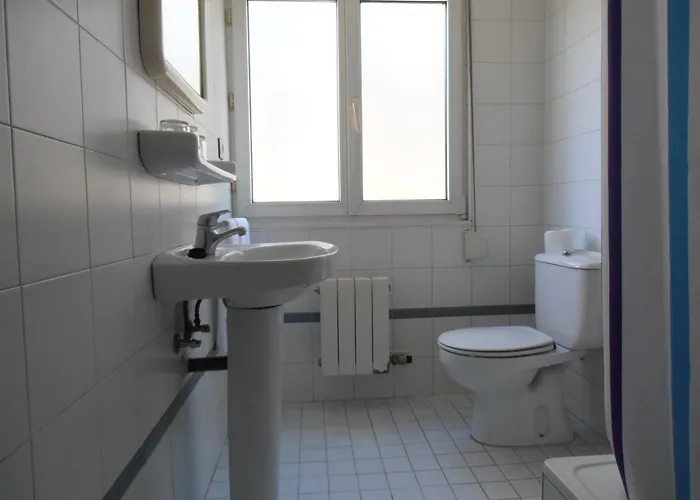 ** Ec 게스트하우스 레온